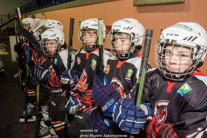 Фото: На базе СК "Ледокол" проходит турнир РТ по хоккею среди юношей