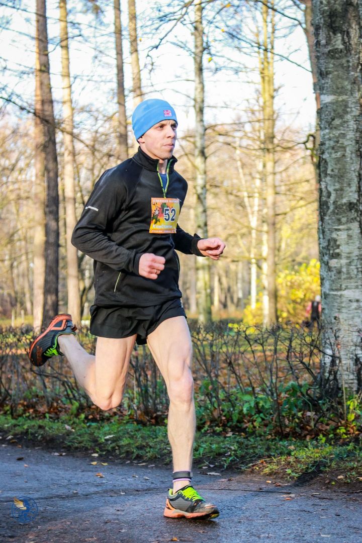 Зеленодолец Константин Сутулов - победитель легкоатлетического осеннего марафона «Grifon»