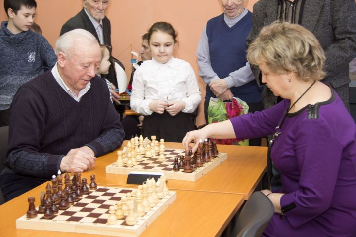 Фоторепортаж: ЦДТ. Открытие зала интеллектуальных игр для детей и шахматного клуба для ветеранов