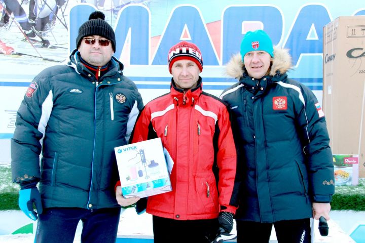 СК "Маяк": Соревнование по лыжным гонкам памяти друзей
