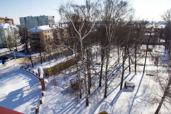 Фоторепортаж: Зеленодольцы обсуждали судьбу парка возле ДК "Родина"