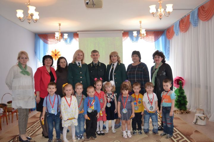 «Стань лесу другом»: Для воспитанников детского сада «Ласточка» провели семинар-практикум