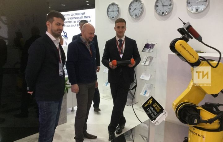 На ПМЭФ представили разработанного в Татарстане уникального робота