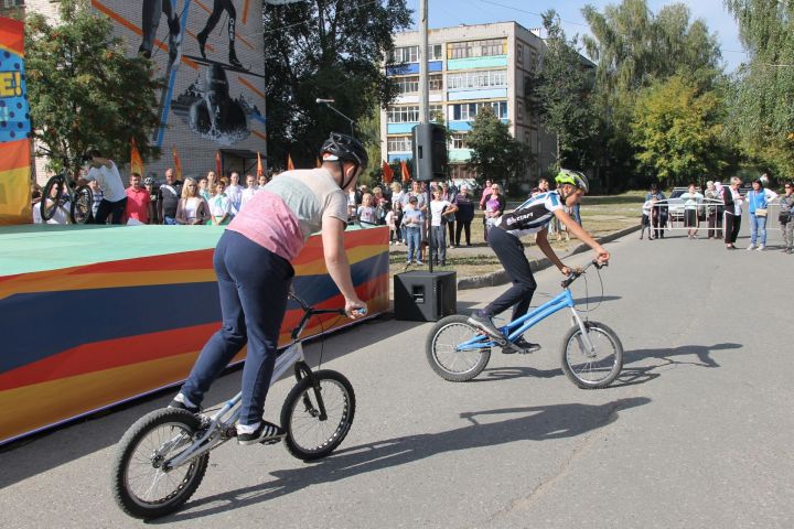 Фото: Торжественное открытие граффити-объект «Зеленодольск - город трёх марафонов»
