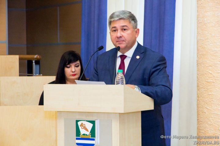 Михаил Афанасьев избран руководителем Исполкома ЗМР