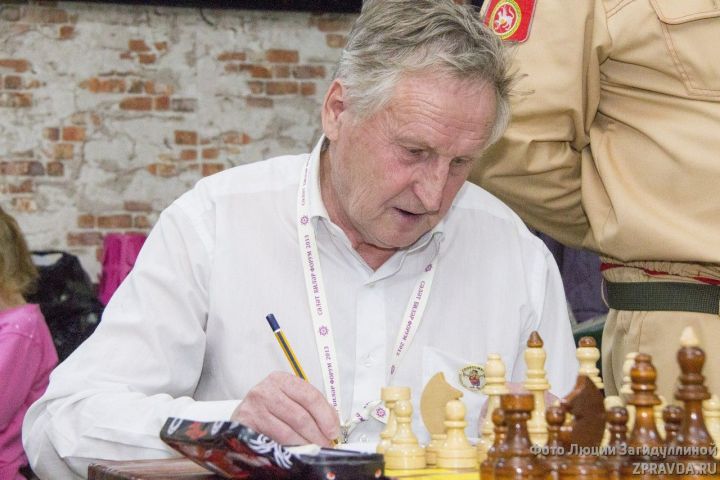 Шахматный турнир, посвященный к 100-летию Павла Заржевского между ветеранами и юнармейцами