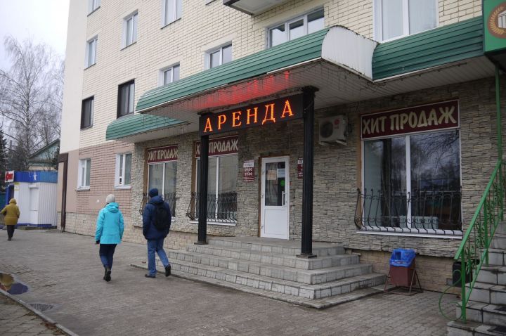 "Где вы, арендаторы?!": Почему в Зеленодольске пустуют торгово-офисные площади