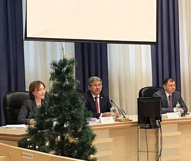 Михаил Афанасьев принял участие в работе сессии депутатов