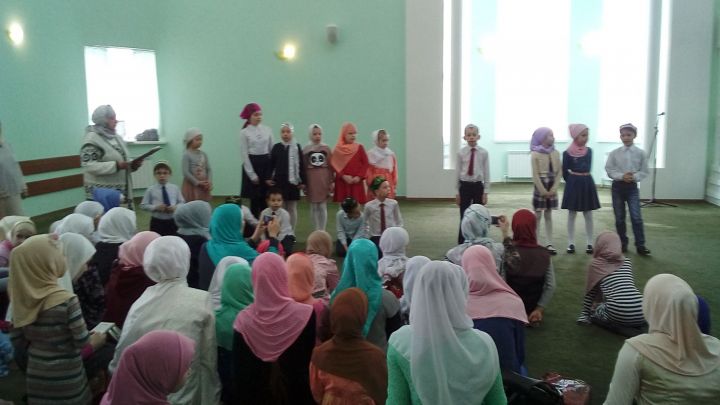 В Соборной мечети Зеленодольска прошел детский конкурс намаза [фото]