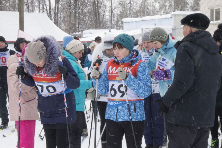 Фото: СК 'Маяк". Соревнования по лыжным гонкам cреди горьковчан