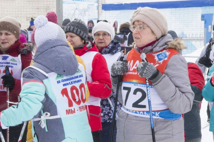 Фото: СК 'Маяк". Соревнования по лыжным гонкам cреди горьковчан