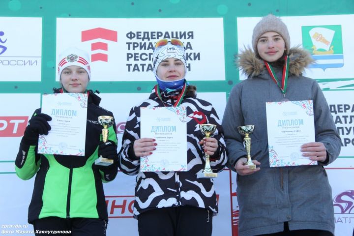 Фото: СК "Маяк". Первенство РТ по лыжным гонкам среди юношей и девушек