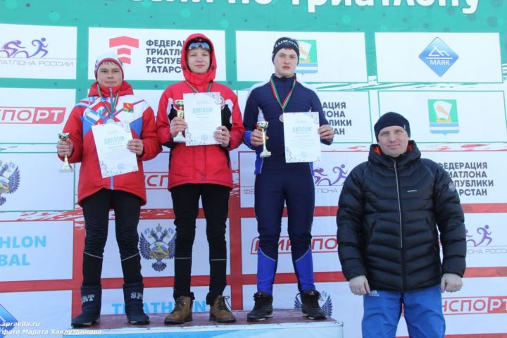 Фото: СК "Маяк". Первенство РТ по лыжным гонкам среди юношей и девушек