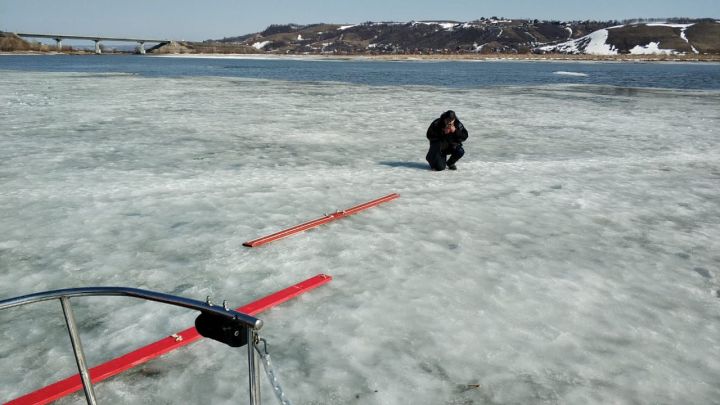На реке Свияга под лед провалился 45-летний мужчина
