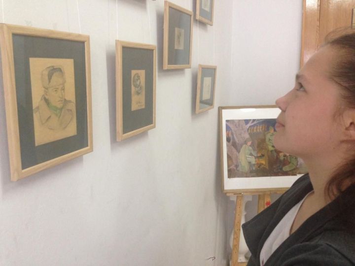 Выставка детских работ "Великая Победа" в Зеленодольской художественной школе