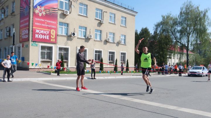 В 69-й раз прошла легкоатлетическая эстафета на призы газеты "Зеленодольская правда"
