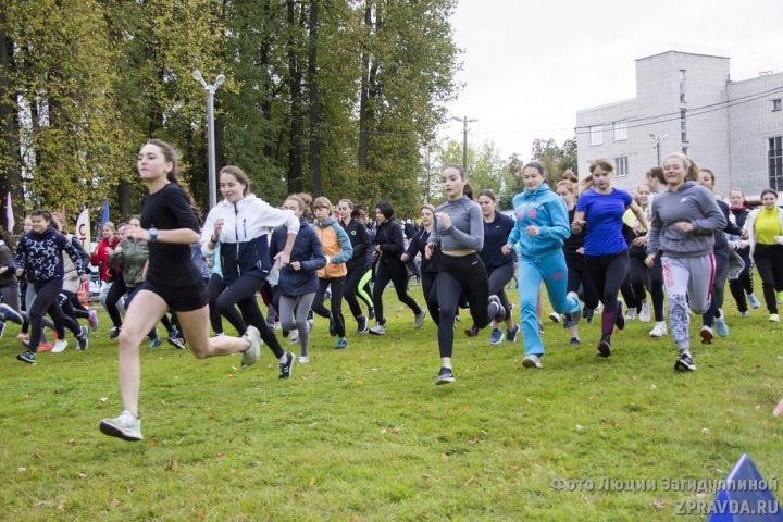 Во всероссийской акции "Кросс Нации" приняли участие сотни зеленодольцев