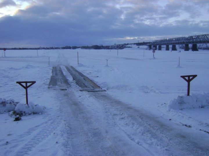 Из-за теплой погоды временно закроют ледовую переправу Зеленодольск-Нижние Вязовые