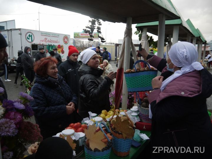 В Новой Туре прошла традиционная осенняя сельскохозяйственная ярмарка выходного дня