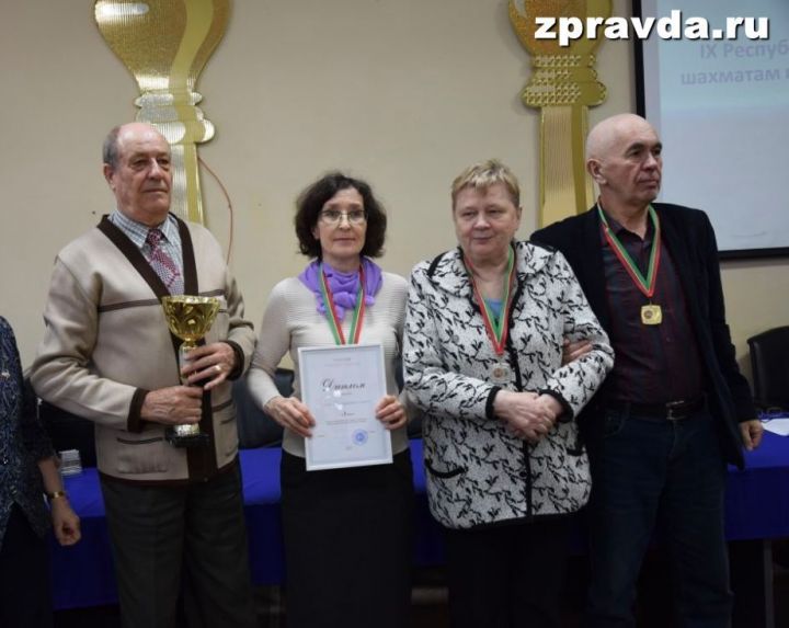 Зеленодольцы выиграли турнир по шахматам и шашкам среди пенсионеров РТ