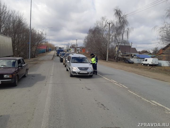 Проверка на дорогах: в Зеленодольске ввели особой режим въезда и выезда