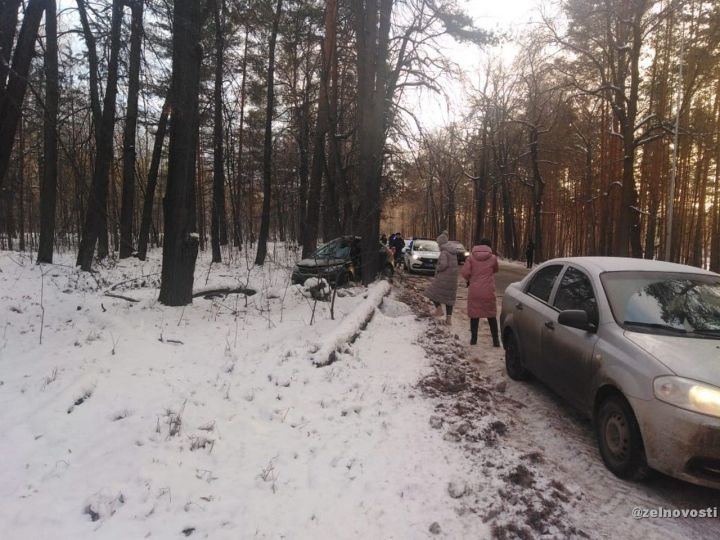 На трассе Зеленодольск-Волжск произошло ДТП со смертельным исходом