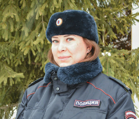 Девушка в погонах: Инспектор Валерия Кирьякова не жалеет о выбранной профессии
