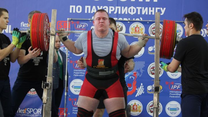 Айгуль Ситдикова и Илья Шерстнев стали чемпионами России по троеборью