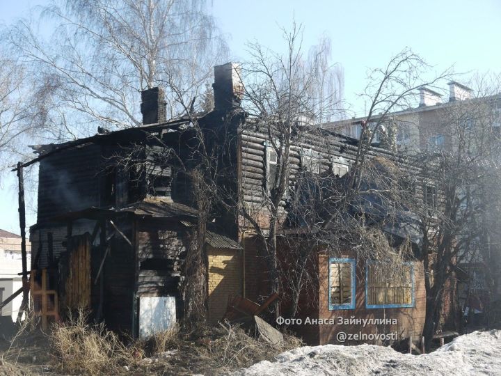Появились фото последствий пожара с "Полукамушек" в Зеленодольске