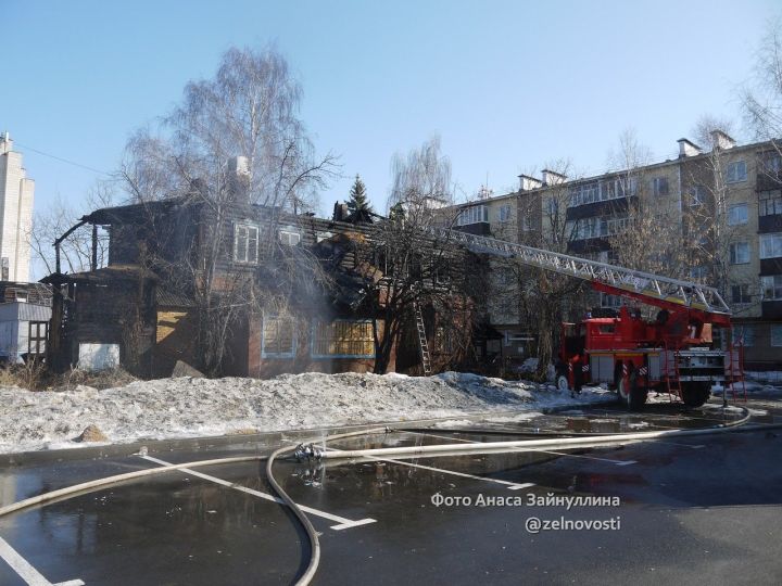 Появились фото последствий пожара с "Полукамушек" в Зеленодольске
