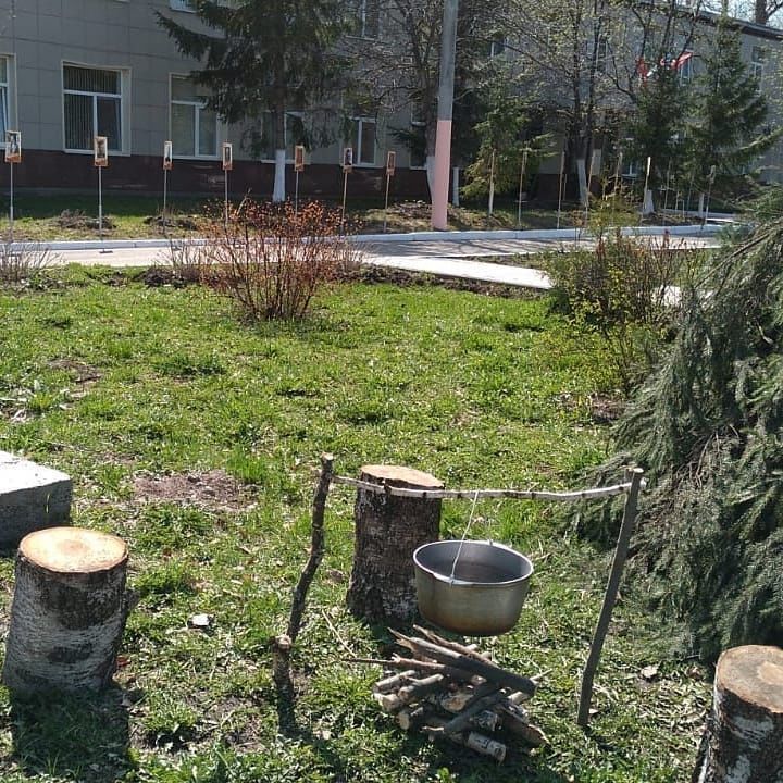 Мобильный репортер: Аллея Славы появилась у административного здания Зеленодольской ЦРБ