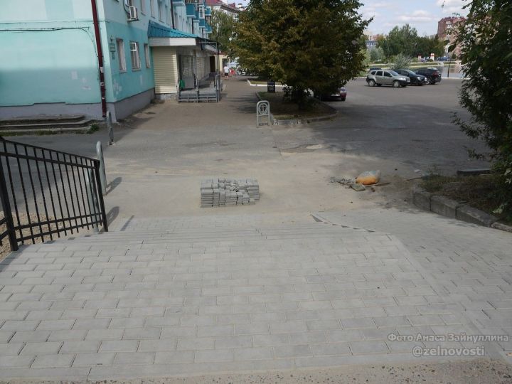Ремонт лестницы, ведущей от ул.Ленина к городскому озеру, завершился