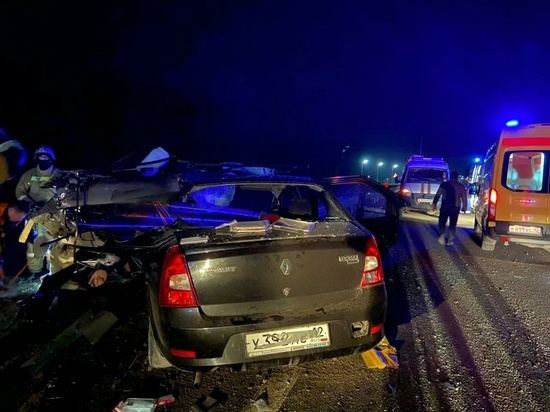 На трассе «Йошкар-Ола-Зеленодольск» автомобиль Renault Logan врезался в ограждение