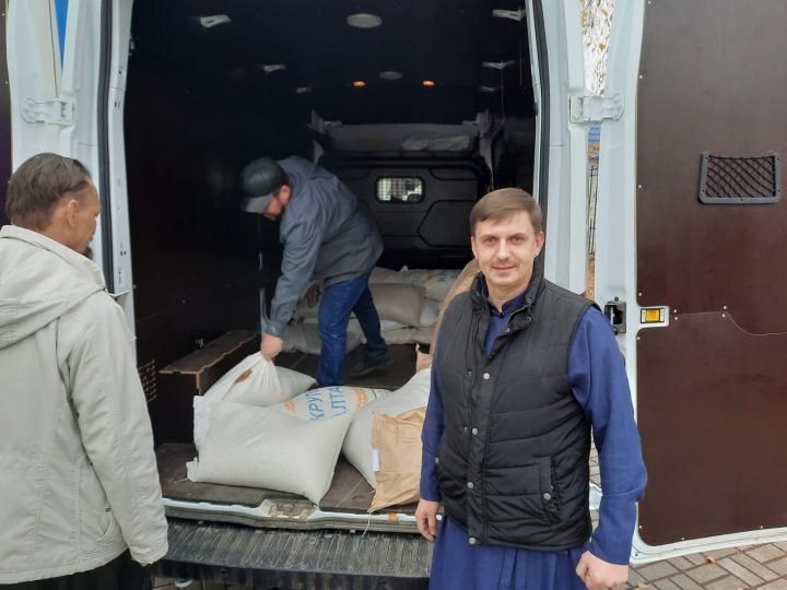 3 300 тысяч рублей собрано татарстанской епархией с начала специальной военной операции на помощь беженцам из республик Донбасса
