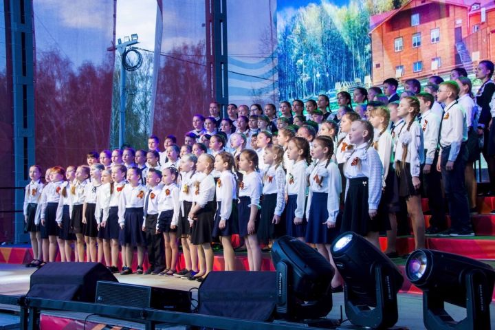 Фестиваль хоров "Поющий Май - 2022"