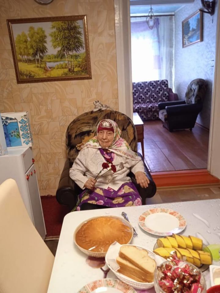 Вдова участника Великой Отечественной Войны Салима Зарипова отметила 101-й день рождения