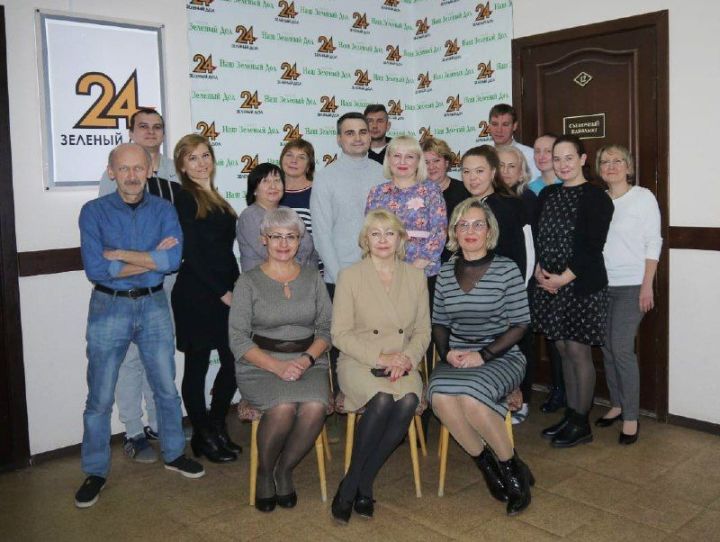 Сотрудники Информационного центра «Зеленый дол» поздравляют коллег с Днем печати Татарстана