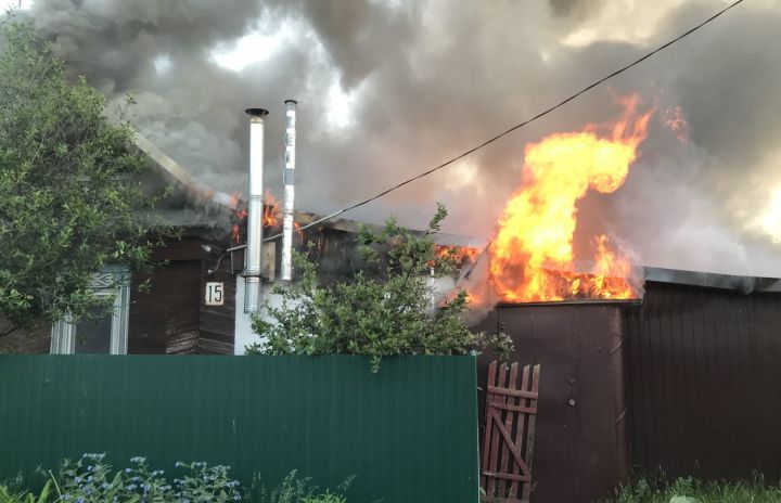 В Зеленодольске на пожаре погиб мужчина