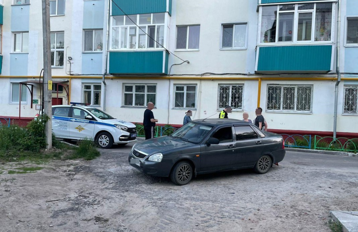 На улице Украинской пострадал мальчик, на которого наехал водитель, двигаясь задом