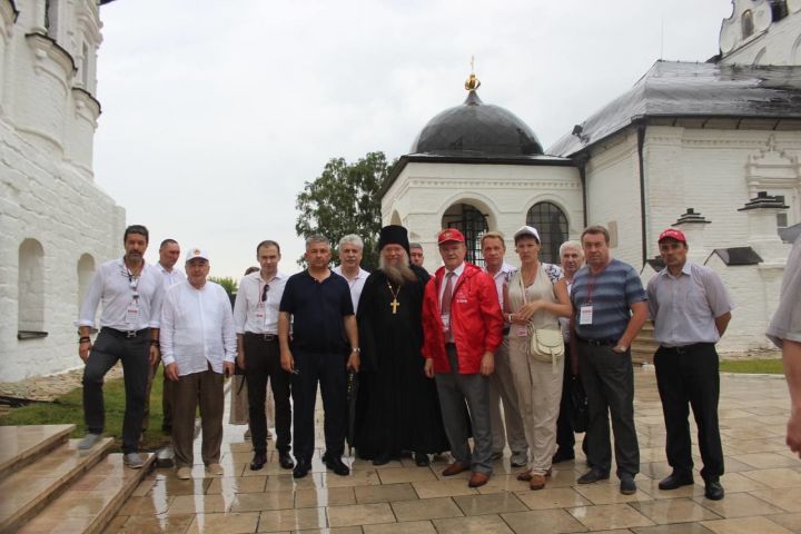 Председатель Центрального исполнительного комитета КПРФ Геннадий Зюганов посетил Зеленодольский район