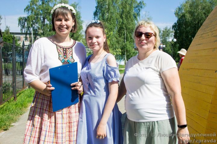 Фоторепортаж со Дня семьи, любви и верности в Зеленодольске