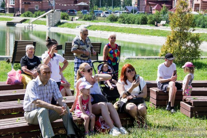 Фоторепортаж со Дня семьи, любви и верности в Зеленодольске