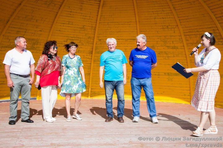 Фоторепортаж со Дня семьи, любви и верности в Зеленодольске