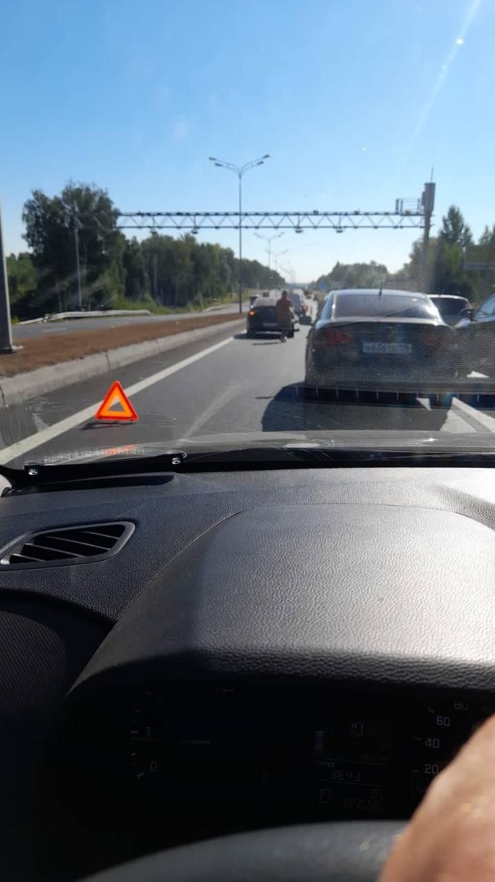 Массовая авария спровоцировала пробку по трассе из Зеленодольска в Казань
