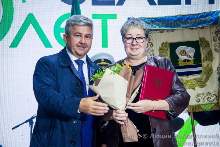 Фоторепортаж: Кого наградили на День города в Зеленодольске