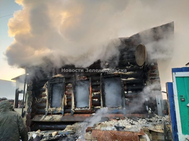 В Зеленодольском районе сгорел жилой дом