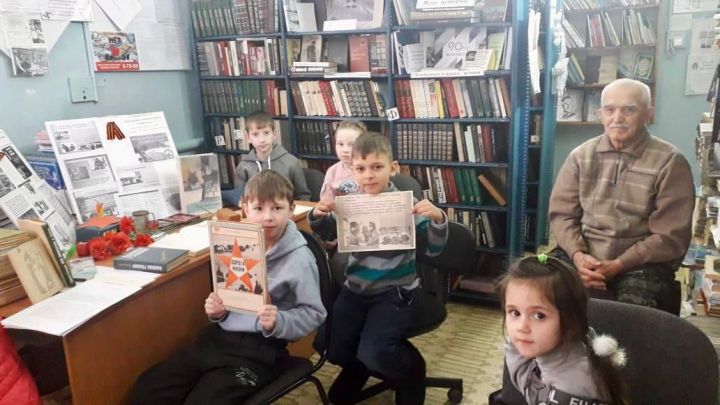 В библиотеке Новопольского сельского поселения провели мероприятие, посвященное Дню снятия блокады Ленинграда