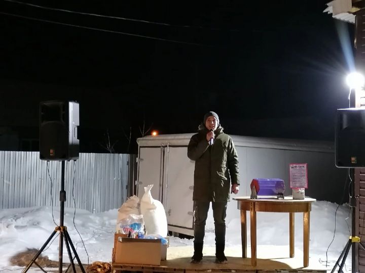 Молодой предприниматель из Зеленодольского района Ильшат Фахрутдинов провёл яркий новогодний праздник для своих односельчан