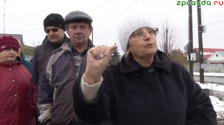 На улице Чапаева жильцы не могут договориться, чтобы определить место для мусорных баков