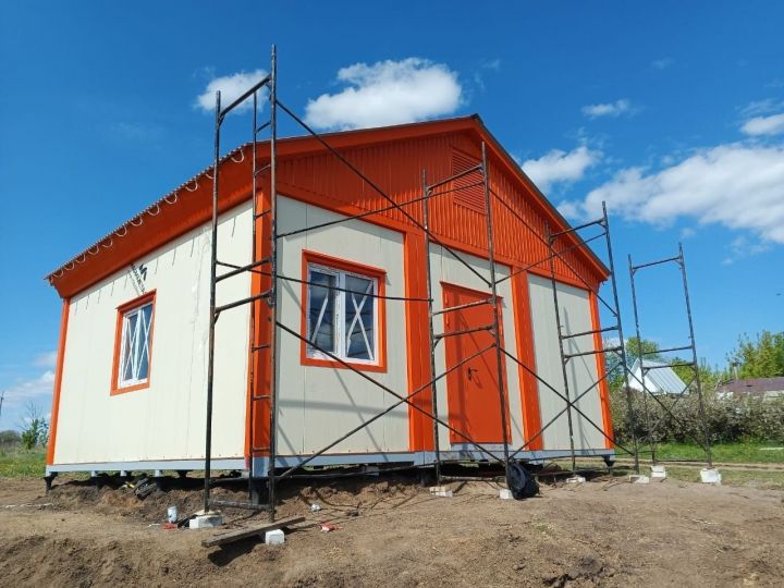 В Зеленодольском районе в этом году построят три модульных фельдшерско-акушерских пункта — в селах Васюково, Акзигитово и поселке Садовый